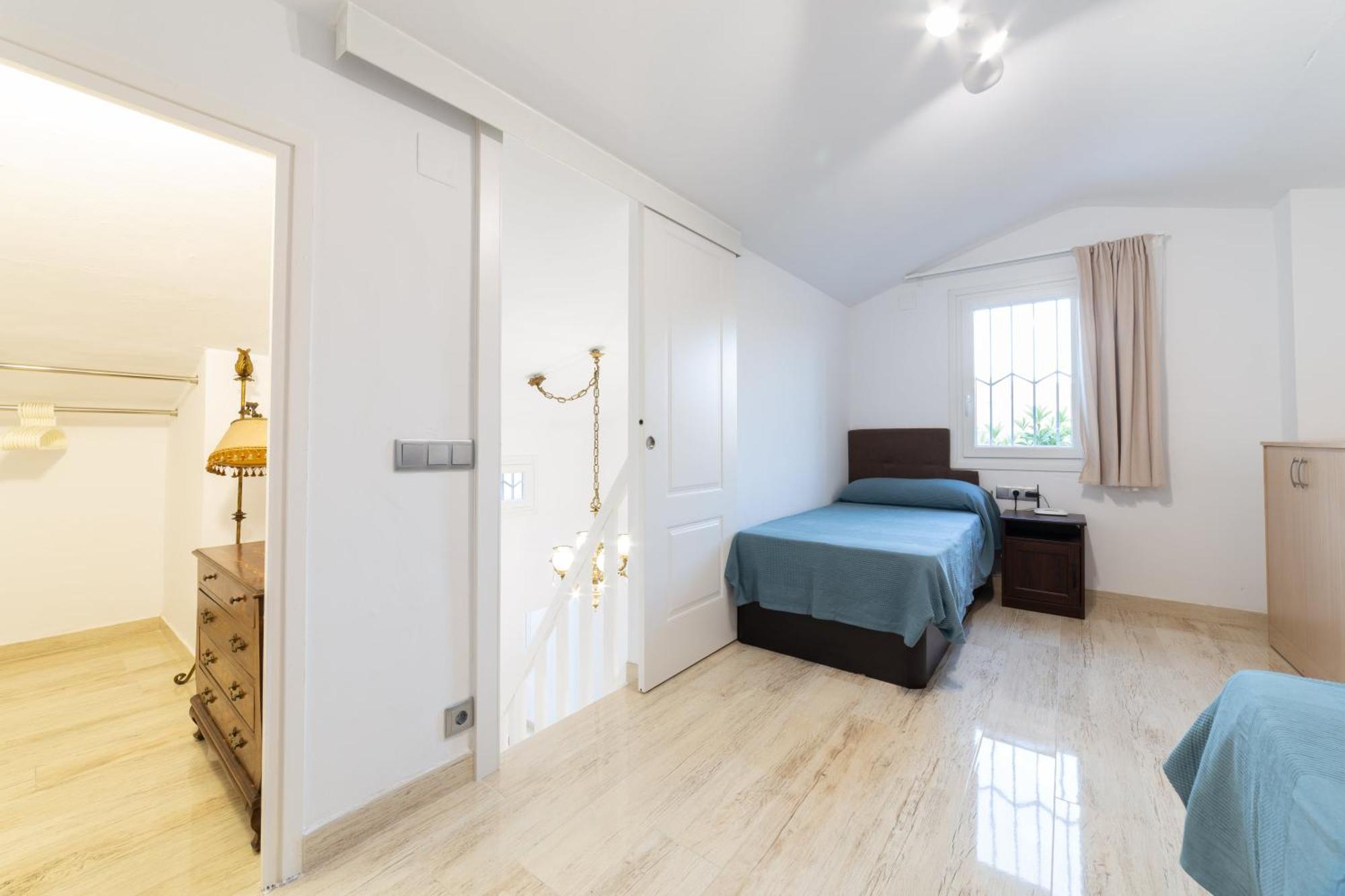 Silom House Villa Sant Pere De Ribes Exterior foto
