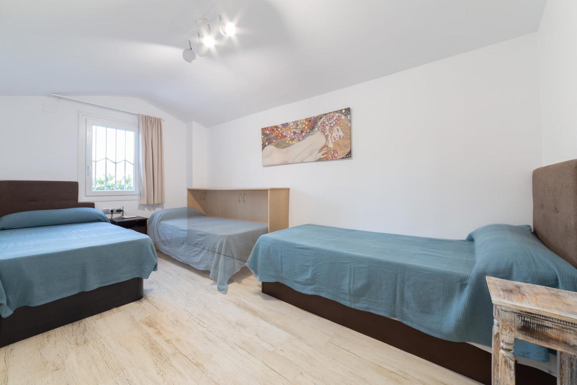 Silom House Villa Sant Pere De Ribes Exterior foto